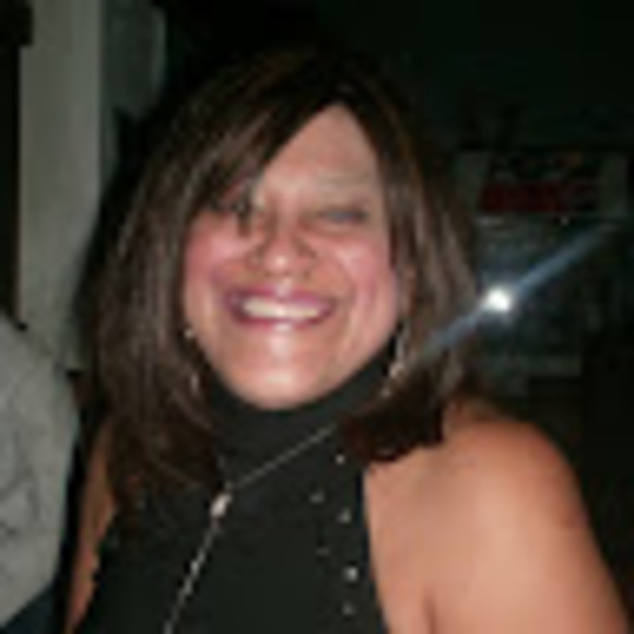 Meet your Posher, Iva - Picture 1 of 1